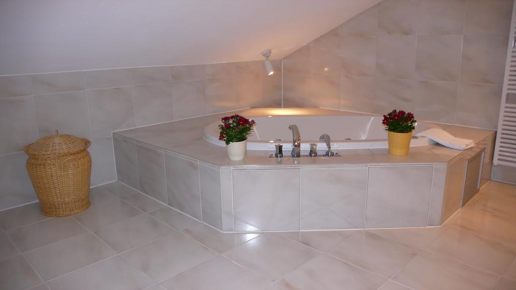 Apartment Jenny Garmisch-Partenkirchen Ngoại thất bức ảnh